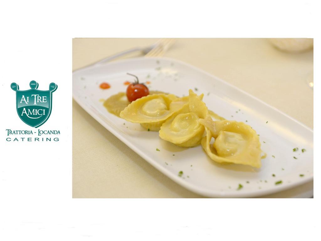 Trattoria Locanda Ai Tre Amici Mortegliano المظهر الخارجي الصورة